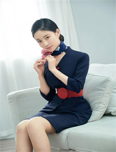 韩国毛茸茸的丰满妇女