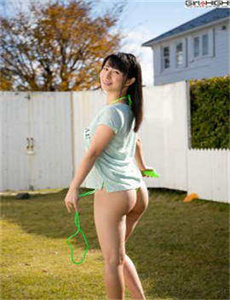 妹儿雄赳赳