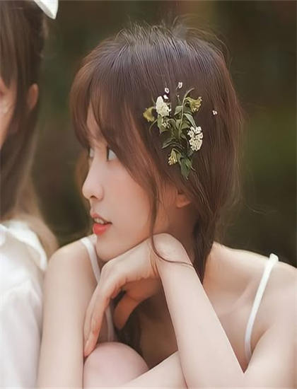 国产网红福利姬草莓味的软糖_美女脱衣视频